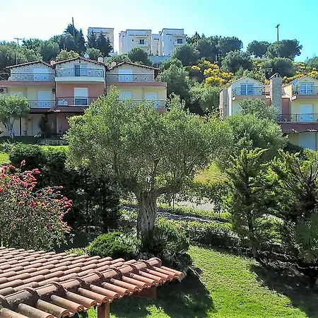 Maisonette With Garden