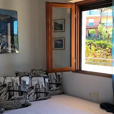 Casa de Férias Maisonette With Garden