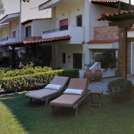 Casa de Férias Maisonette With Garden Skála Foúrkas